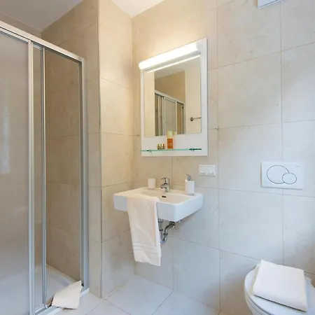 In Near Lifts Apartamento *