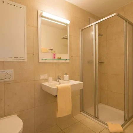 Apartamento In Near Lifts *
